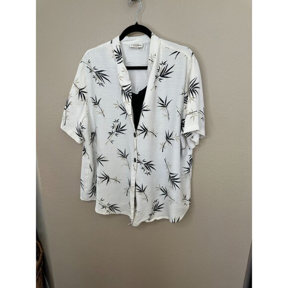 Vintage Sarah‎ B Woman Womens Tan Blouse 2X short sleeve Rayon floral button up - Picture 1 of 9